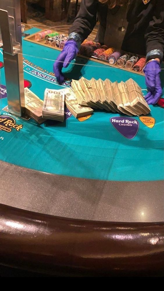 پاکستان کے BookMaker کھلاڑیوں کے لیےجیک پاٹ گیم